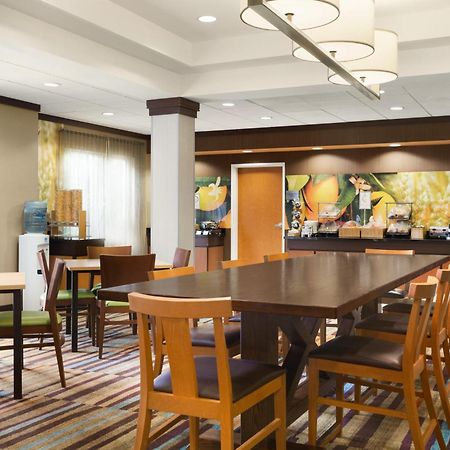 Fairfield Inn & Suites By Marriott Weirton Bagian luar foto