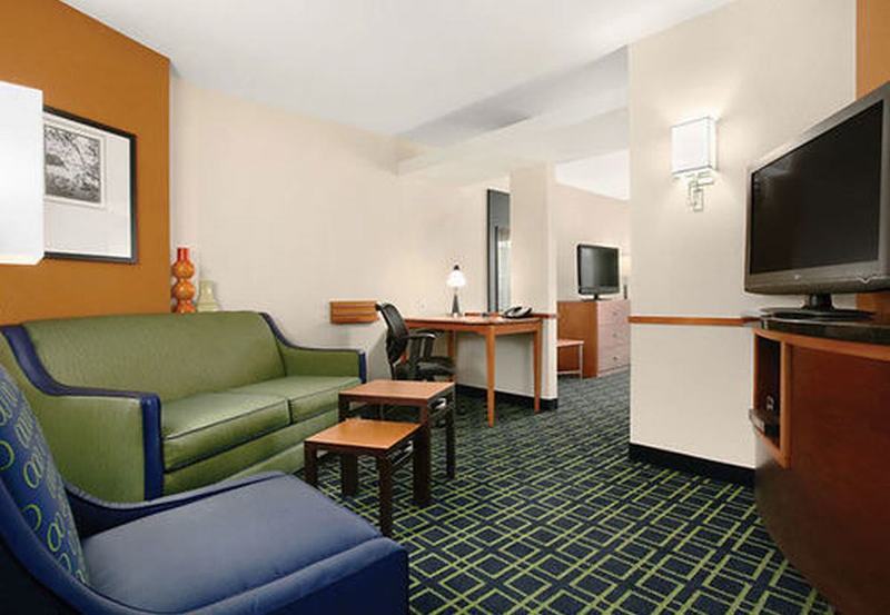 Fairfield Inn & Suites By Marriott Weirton Bagian luar foto